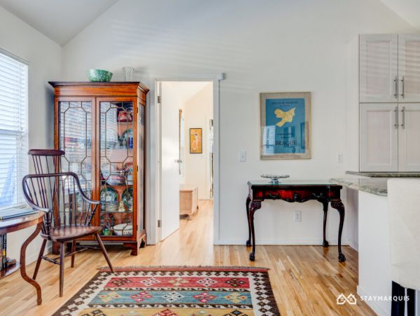 Hamptons Home 1020294