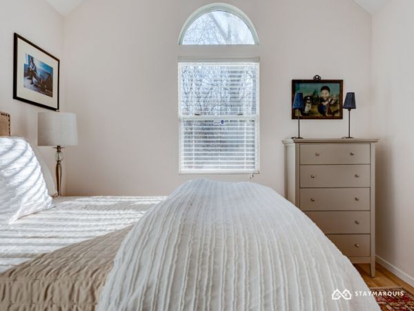 Hamptons Home 1020294