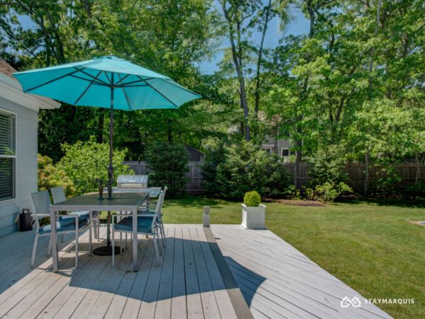 Hamptons Home 1020294
