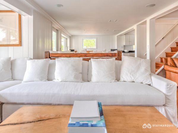 Hamptons Home 1020295