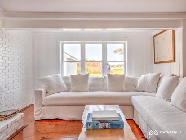 Hamptons Home 1020295