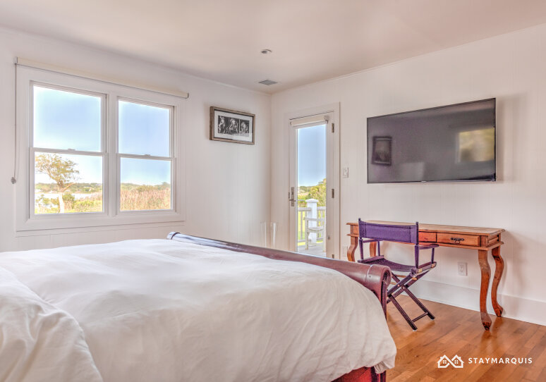 Hamptons Home 1020295