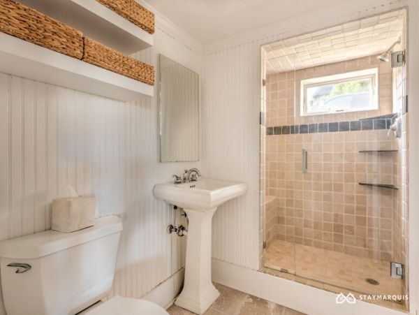 Hamptons Home 1020295