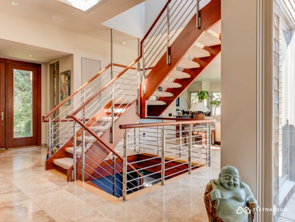 Hamptons Home 1020296