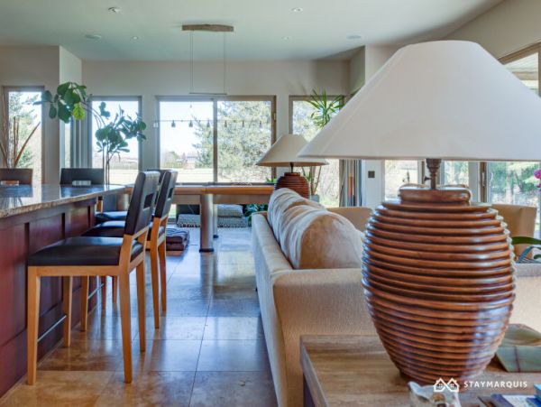 Hamptons Home 1020296