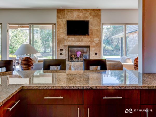 Hamptons Home 1020296