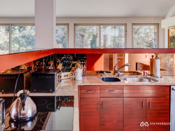 Hamptons Home 1020296