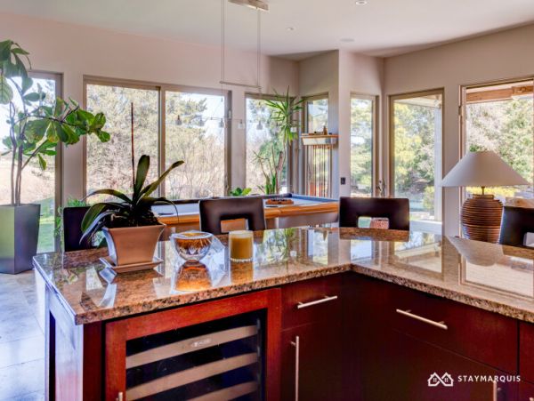Hamptons Home 1020296