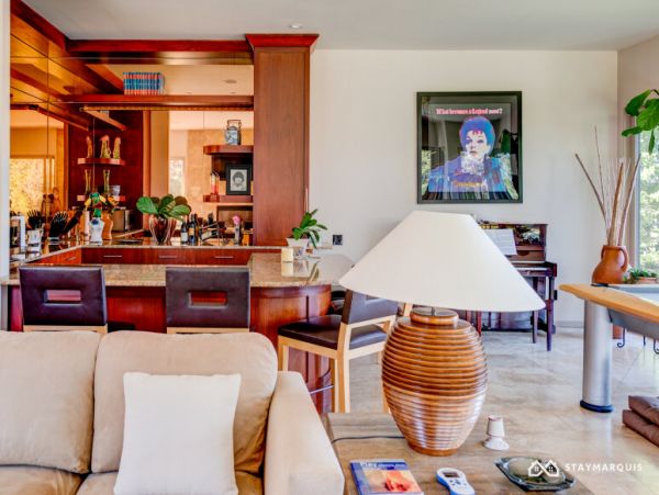 Hamptons Home 1020296