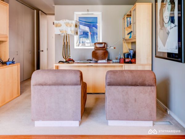 Hamptons Home 1020296