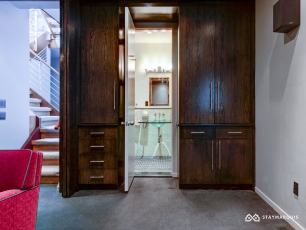 Hamptons Home 1020296