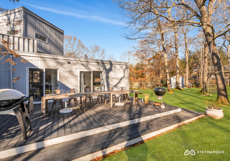 Hamptons Home 1020299