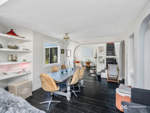 Hamptons Home 1020299