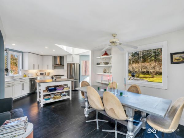 Hamptons Home 1020299