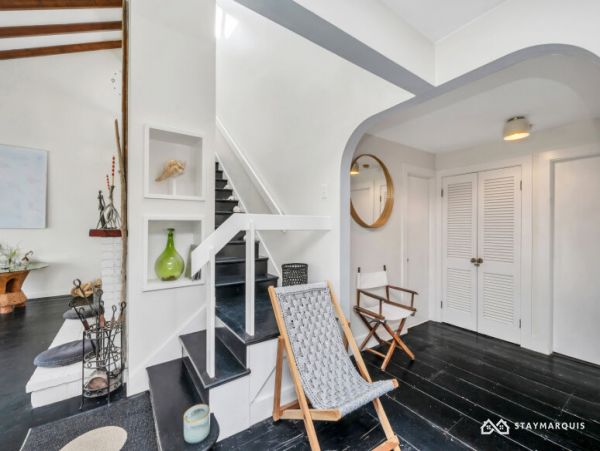 Hamptons Home 1020299