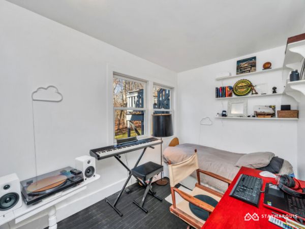 Hamptons Home 1020299