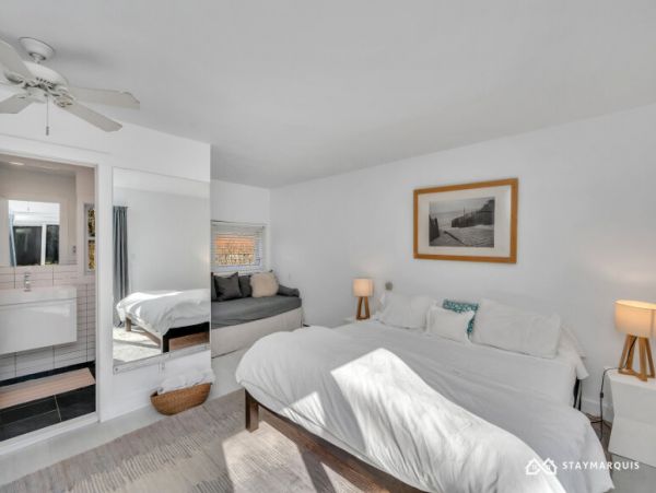 Hamptons Home 1020299