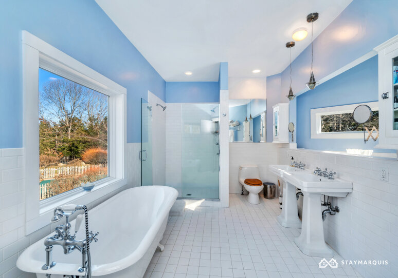 Hamptons Home 1020299