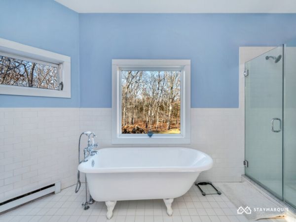 Hamptons Home 1020299