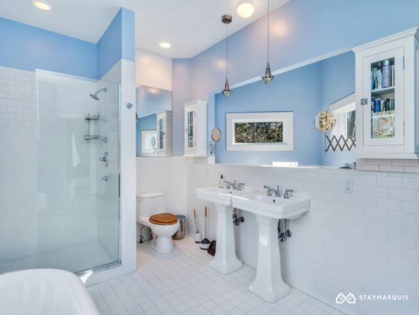 Hamptons Home 1020299