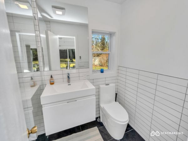 Hamptons Home 1020299