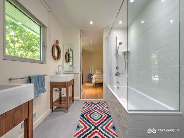 Hamptons Home 1020300