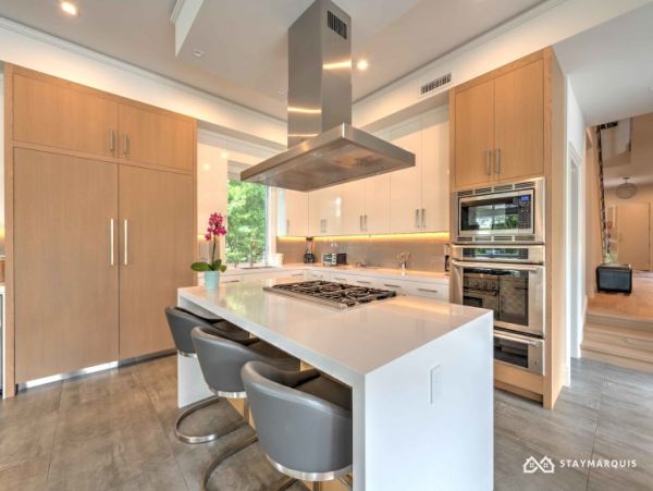 Hamptons Home 1020301