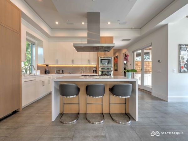 Hamptons Home 1020301