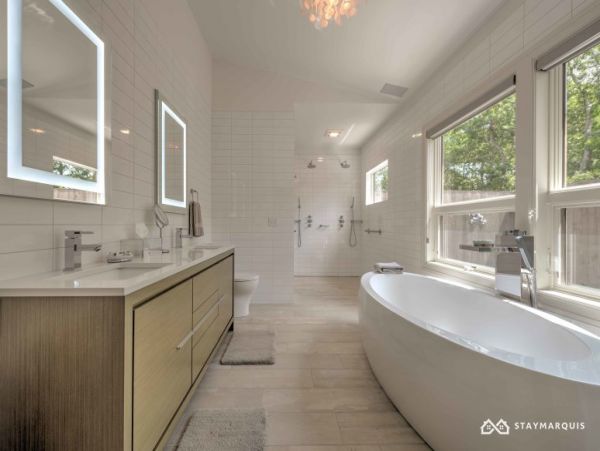 Hamptons Home 1020301