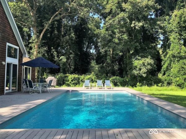 Hamptons Home 1020302