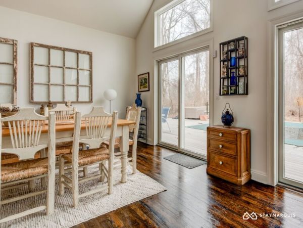 Hamptons Home 1020302