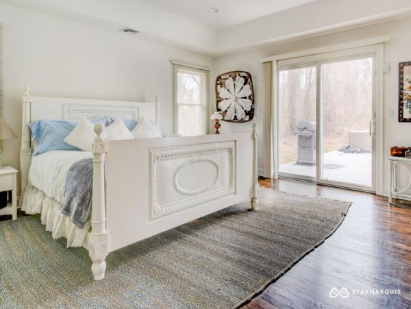 Hamptons Home 1020302