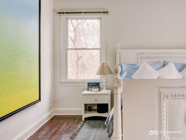 Hamptons Home 1020302