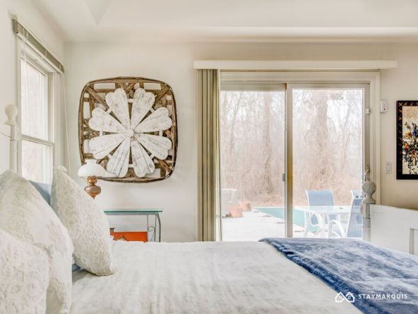 Hamptons Home 1020302