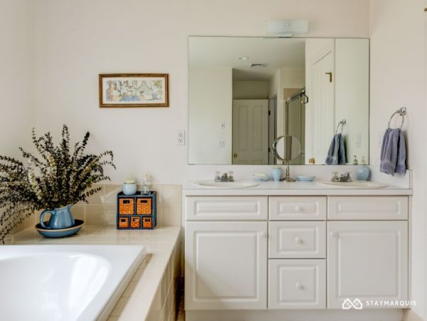 Hamptons Home 1020302