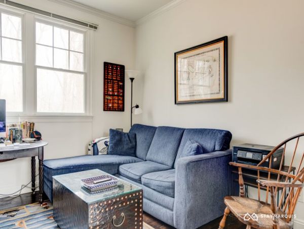 Hamptons Home 1020302