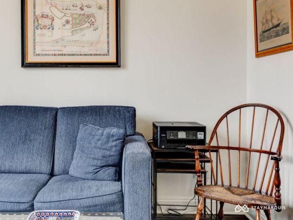 Hamptons Home 1020302