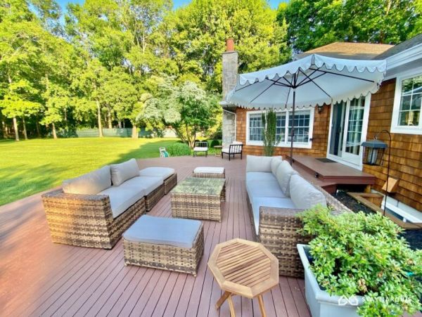 Hamptons Home 1020303