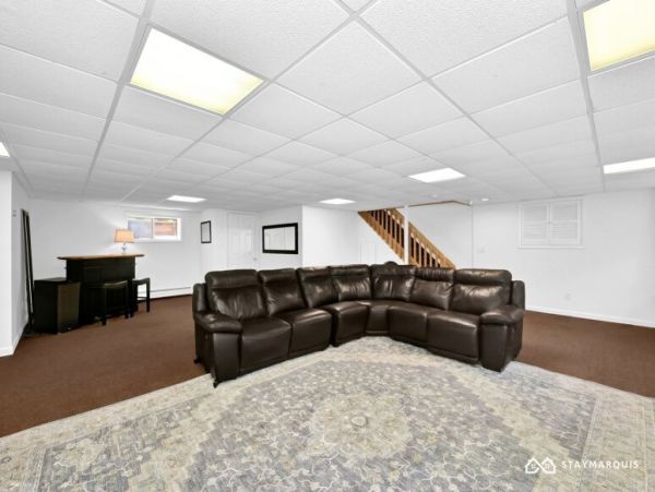 Hamptons Home 1020303