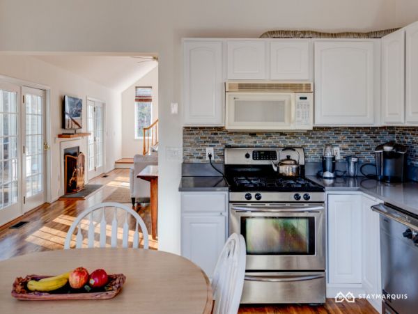 Hamptons Home 1020305