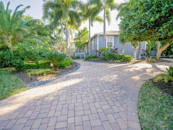 Waterfront Anna Maria Vacation Rental