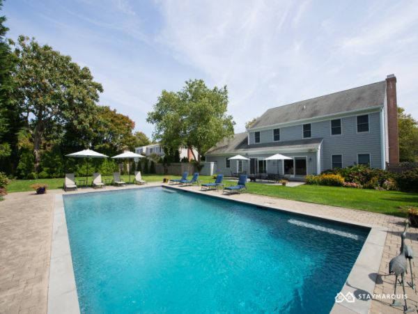 Hamptons Home 1020307