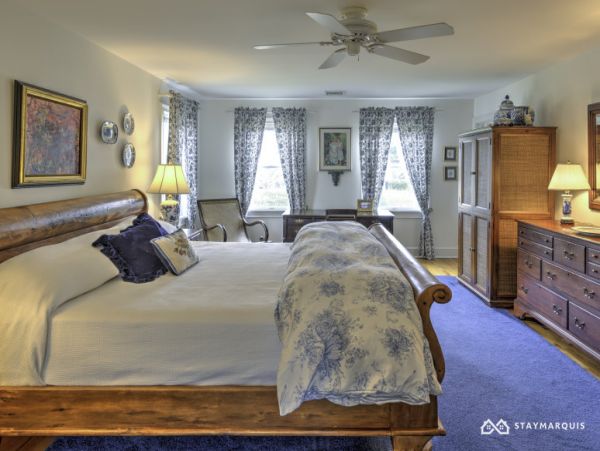 Hamptons Home 1020307