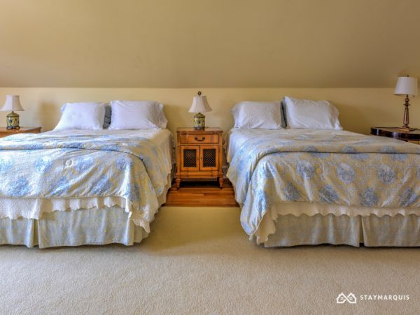Hamptons Home 1020307