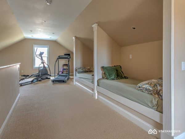 Hamptons Home 1020307