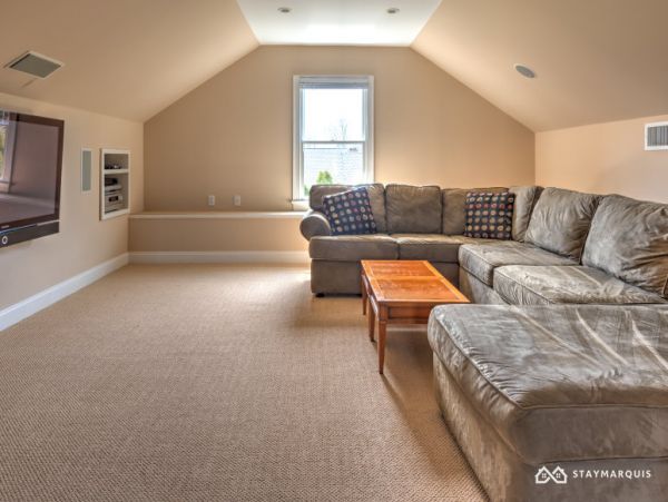 Hamptons Home 1020307