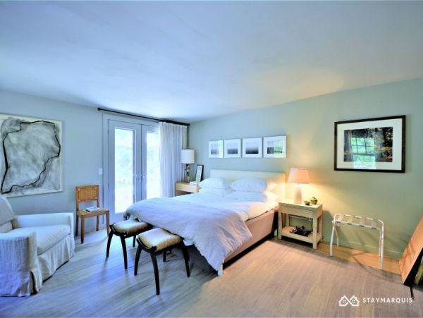 Hamptons Home 1020308