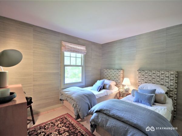Hamptons Home 1020308