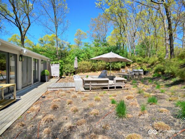 Hamptons Home 1020308
