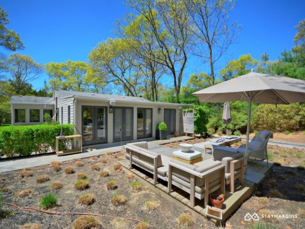 Hamptons Home 1020308